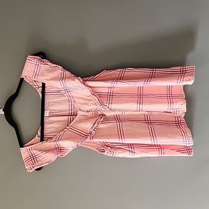 OLD NAVY SLEEVELESS TOP